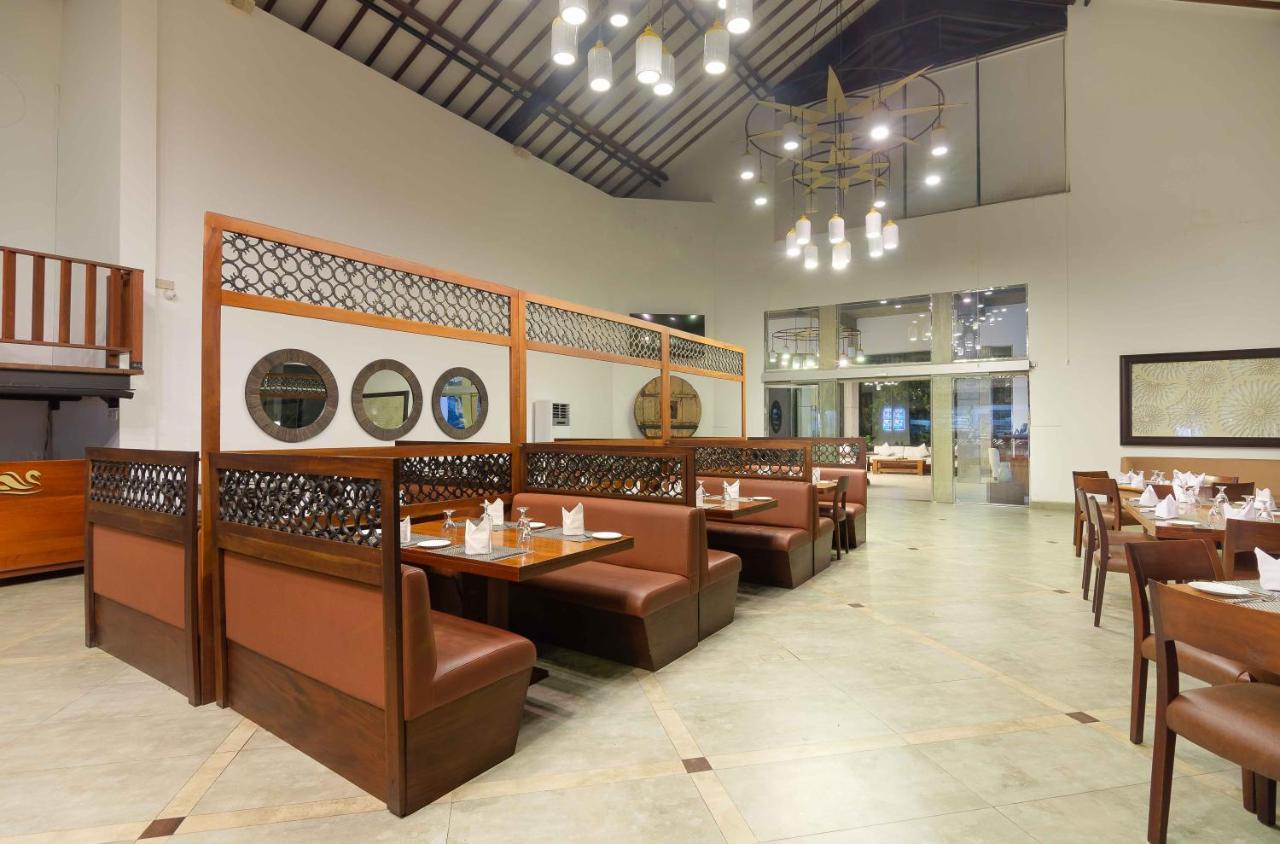 Hotel The South - Beach & Lake Ahangama 4*