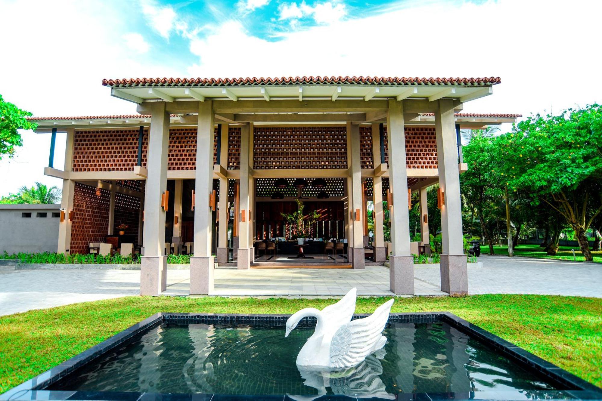 Hotel The South - Beach & Lake Ahangama Koggala