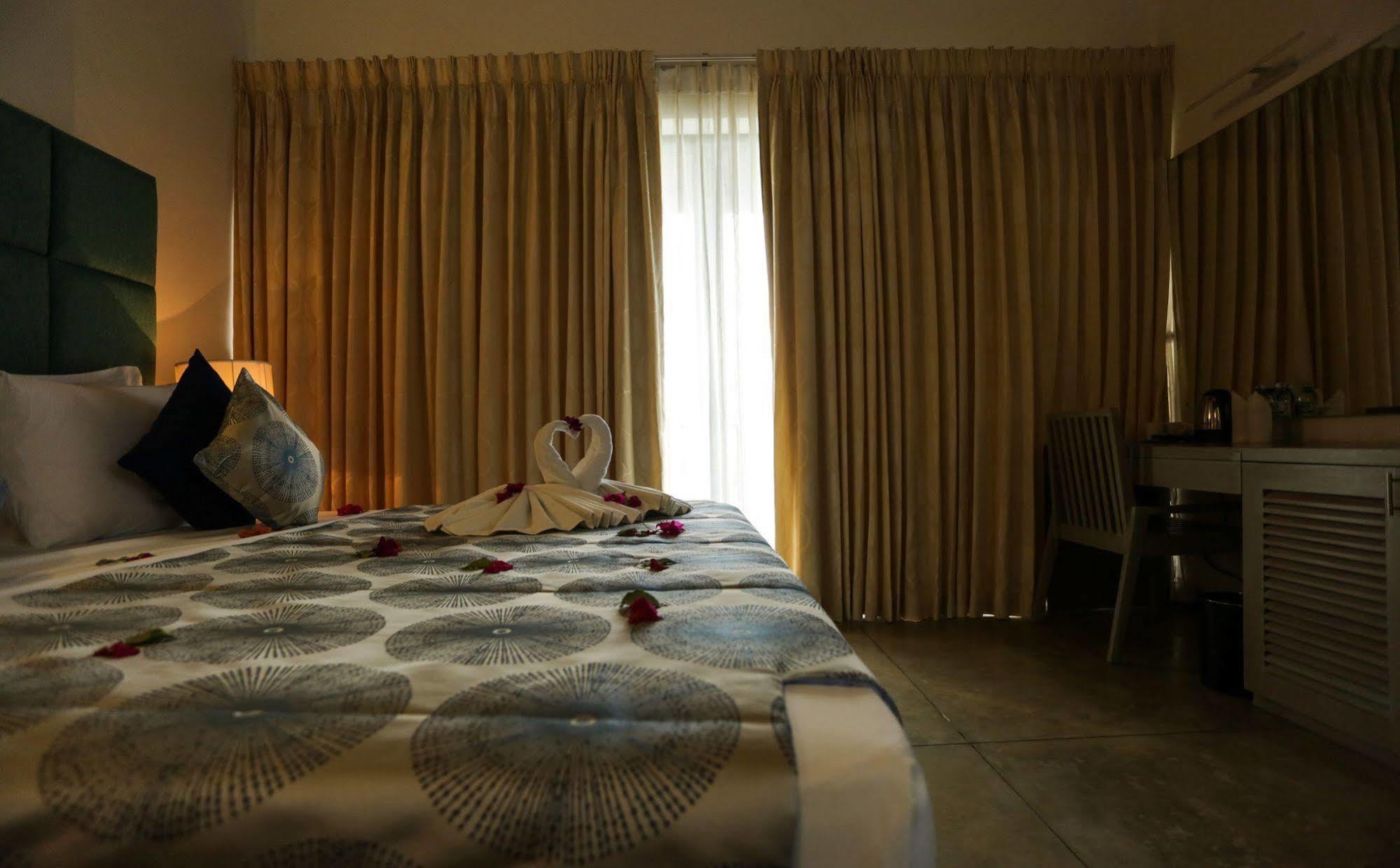 The South - & Ahangama Hotel 4*